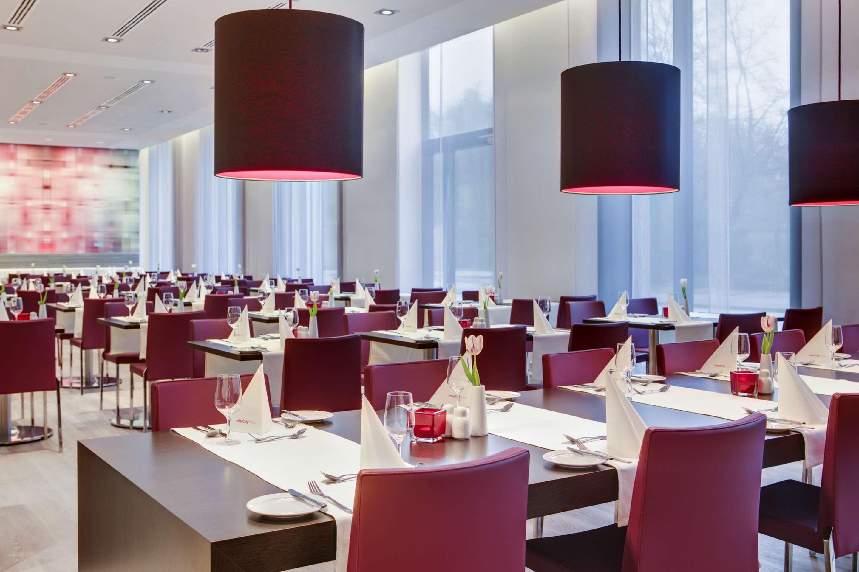 Intercityhotel Hamburg Dammtor-Messe Ngoại thất bức ảnh