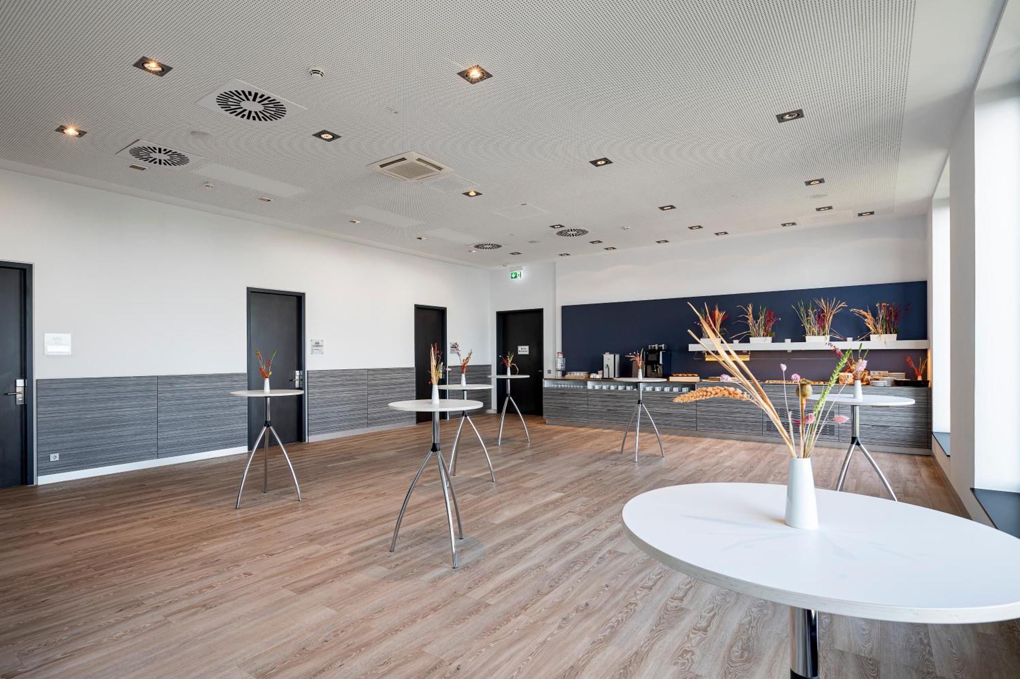 Intercityhotel Hamburg Dammtor-Messe Ngoại thất bức ảnh