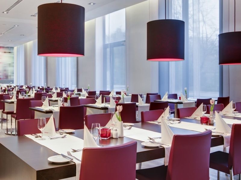 Intercityhotel Hamburg Dammtor-Messe Ngoại thất bức ảnh