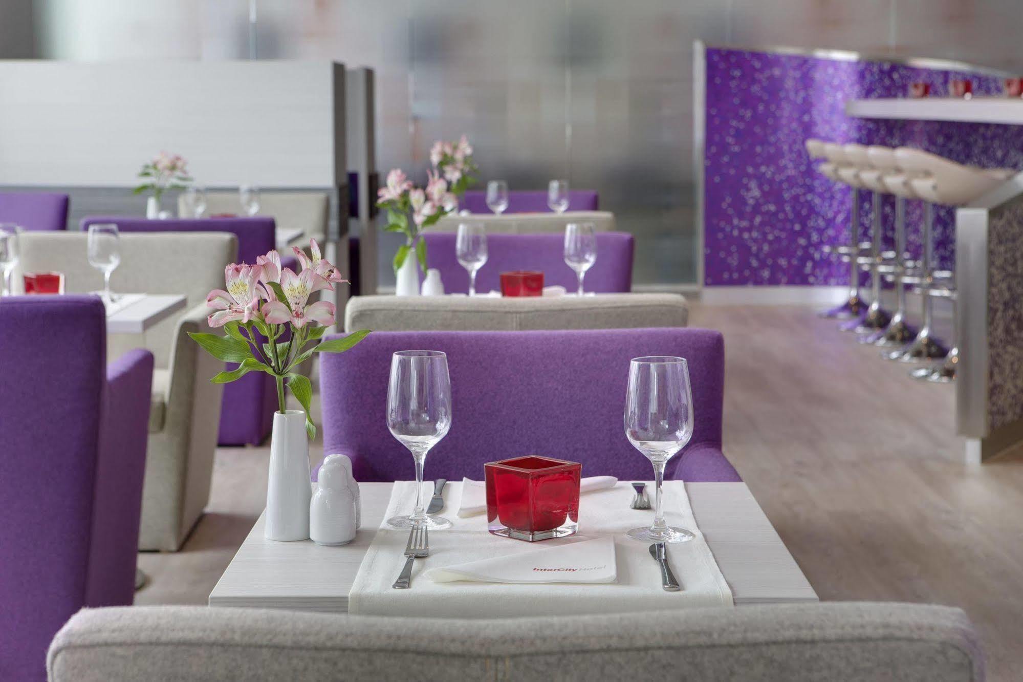Intercityhotel Hamburg Dammtor-Messe Ngoại thất bức ảnh